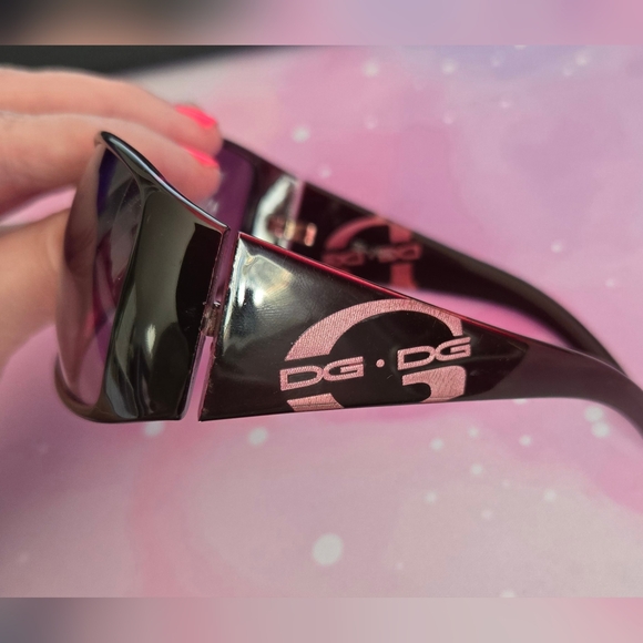 Dolce & Gabbana Sunglasses - Picture 7 of 15